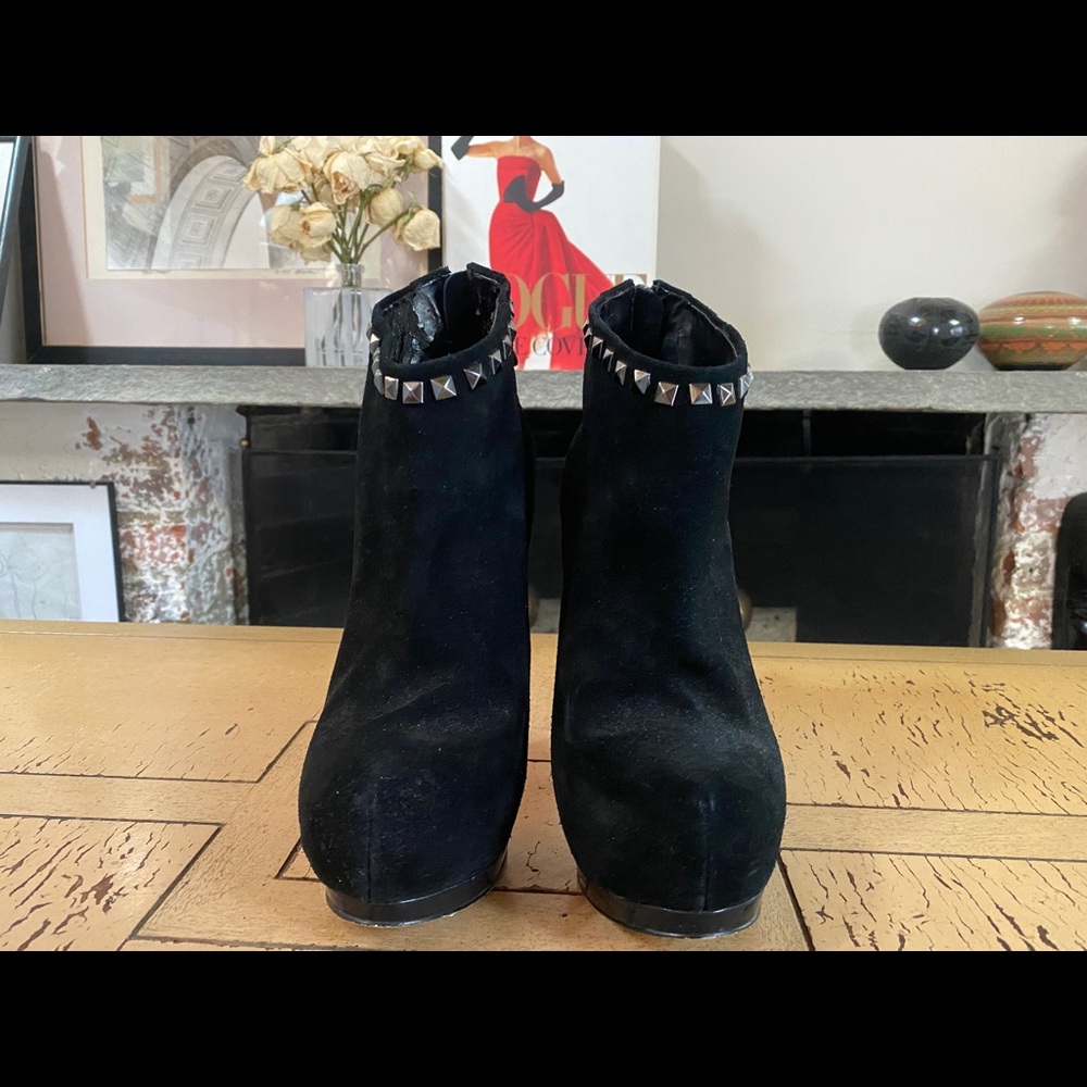 Bakers Booties with Studs - Picture 2 of 11